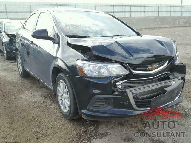 CHEVROLET SONIC 2017 - 1G1JD5SH0H4175922