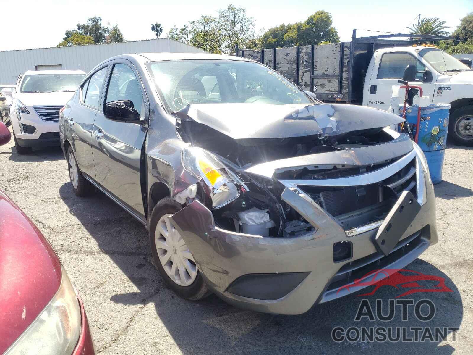 NISSAN VERSA 2016 - 3N1CN7AP2GL901180