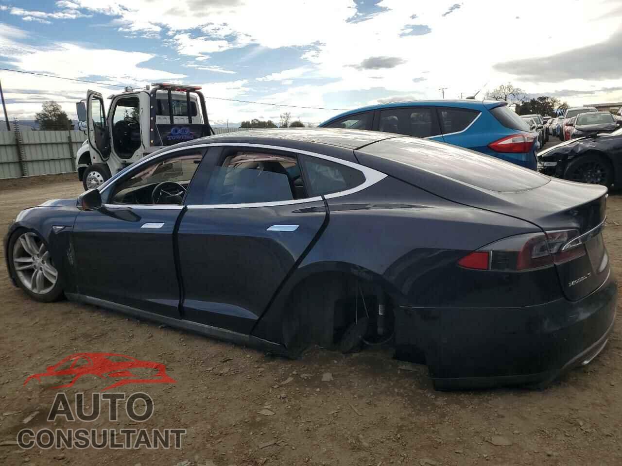 TESLA MODEL S 2014 - 5YJSA1H19EFP53866