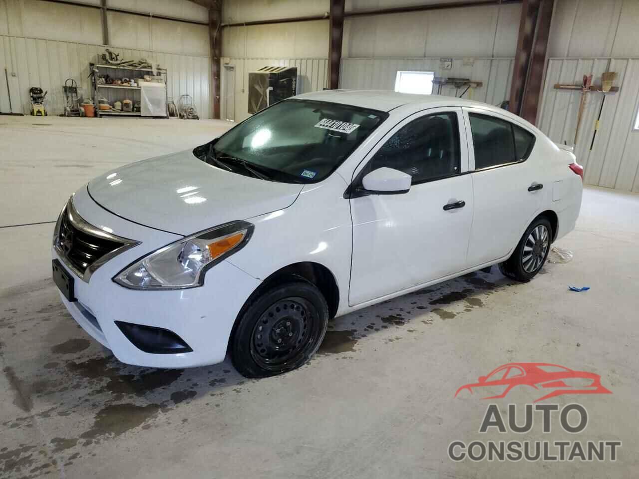 NISSAN VERSA 2019 - 3N1CN7AP1KL816534