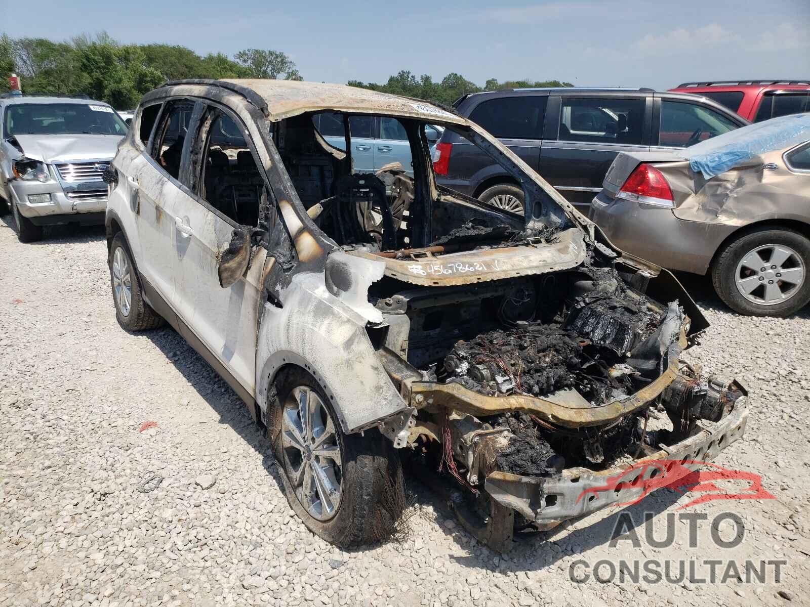 FORD ESCAPE 2019 - 1FMCU9HD0KUB66717