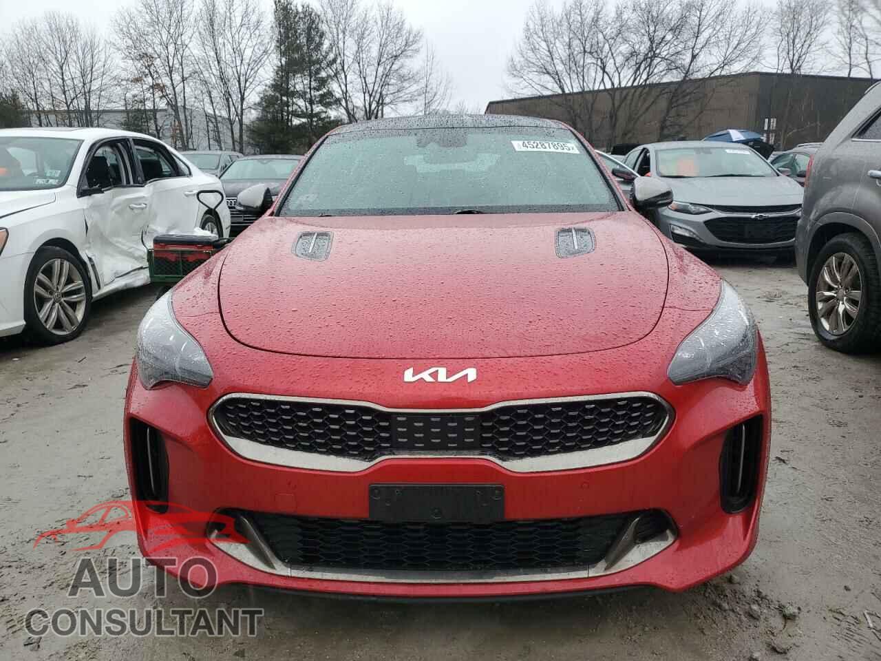 KIA STINGER 2018 - KNAE55LC9J6016039