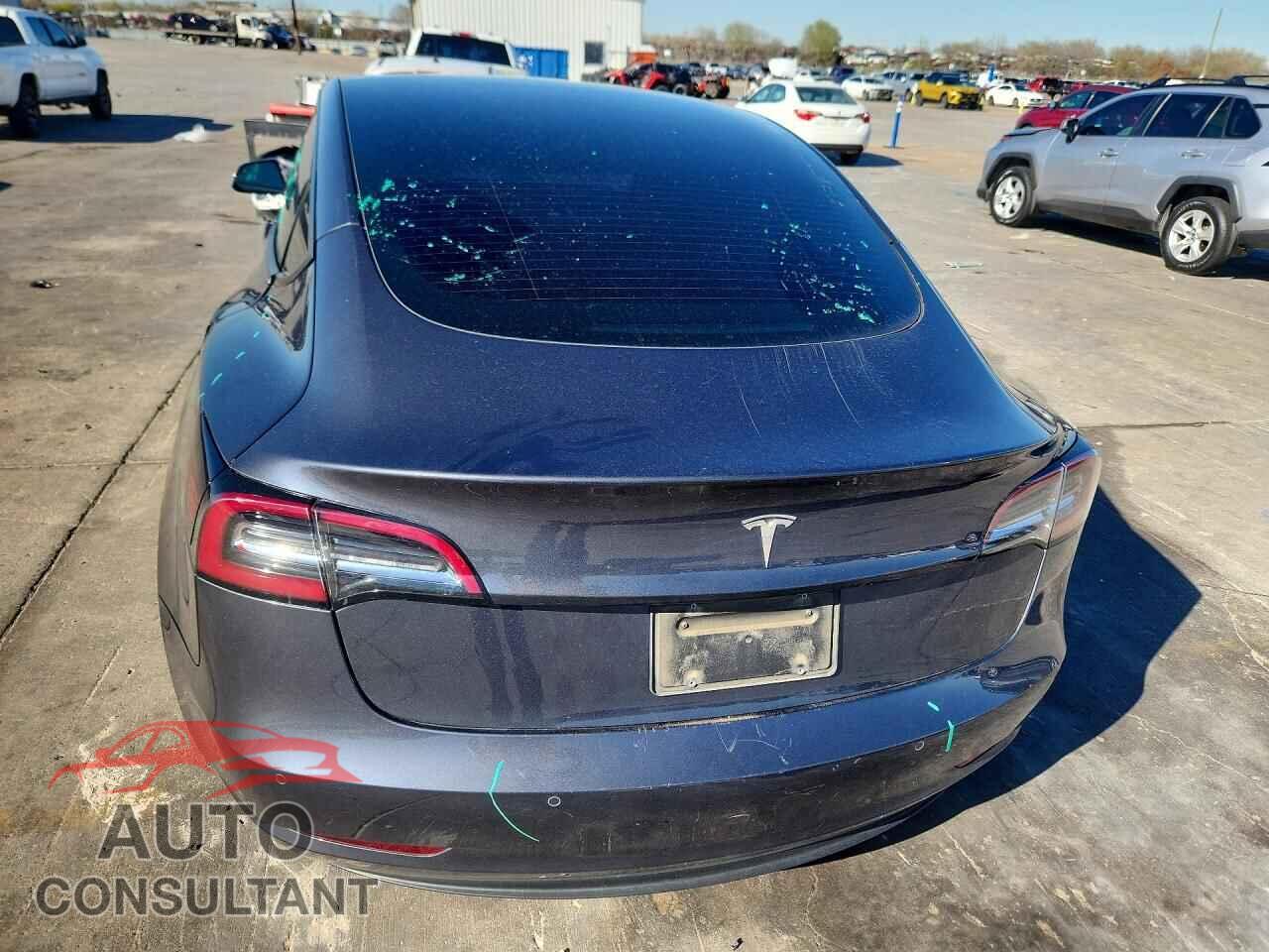 TESLA MODEL 3 2022 - 5YJ3E1EA7NF204258
