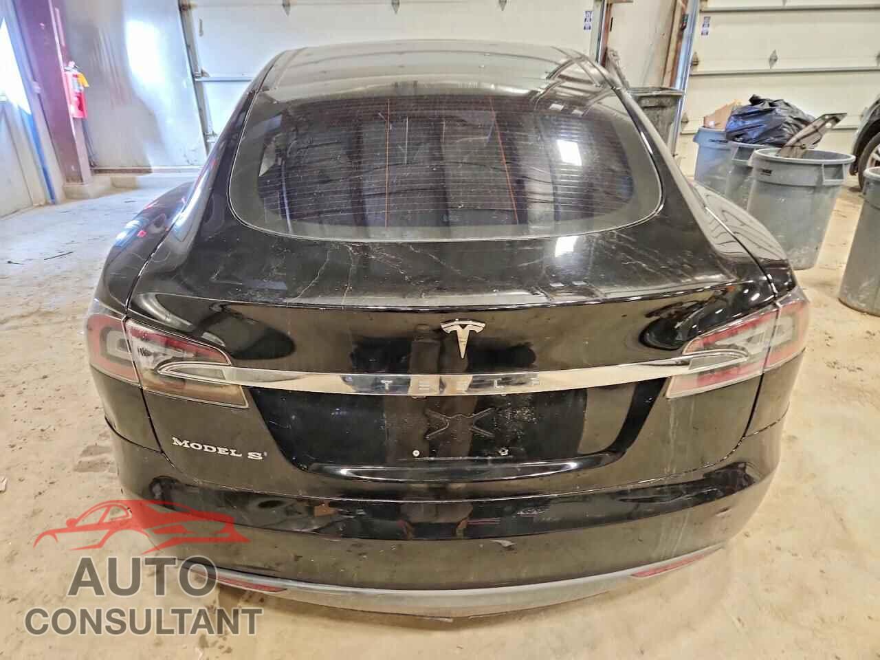 TESLA MODEL S 2013 - 5YJSA1AC3DFP11171