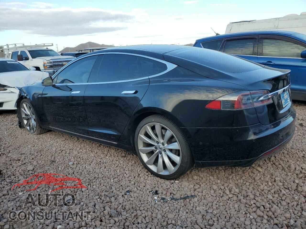 TESLA MODEL S 2015 - 5YJSA1E21FF111933