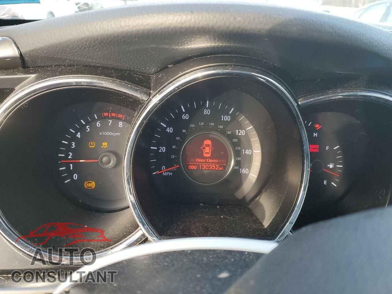 KIA OPTIMA 2011 - KNAGM4A76B5129174