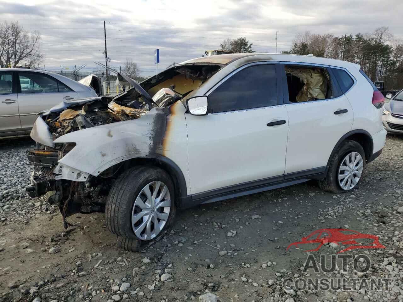 NISSAN ROGUE 2017 - KNMAT2MV4HP535378