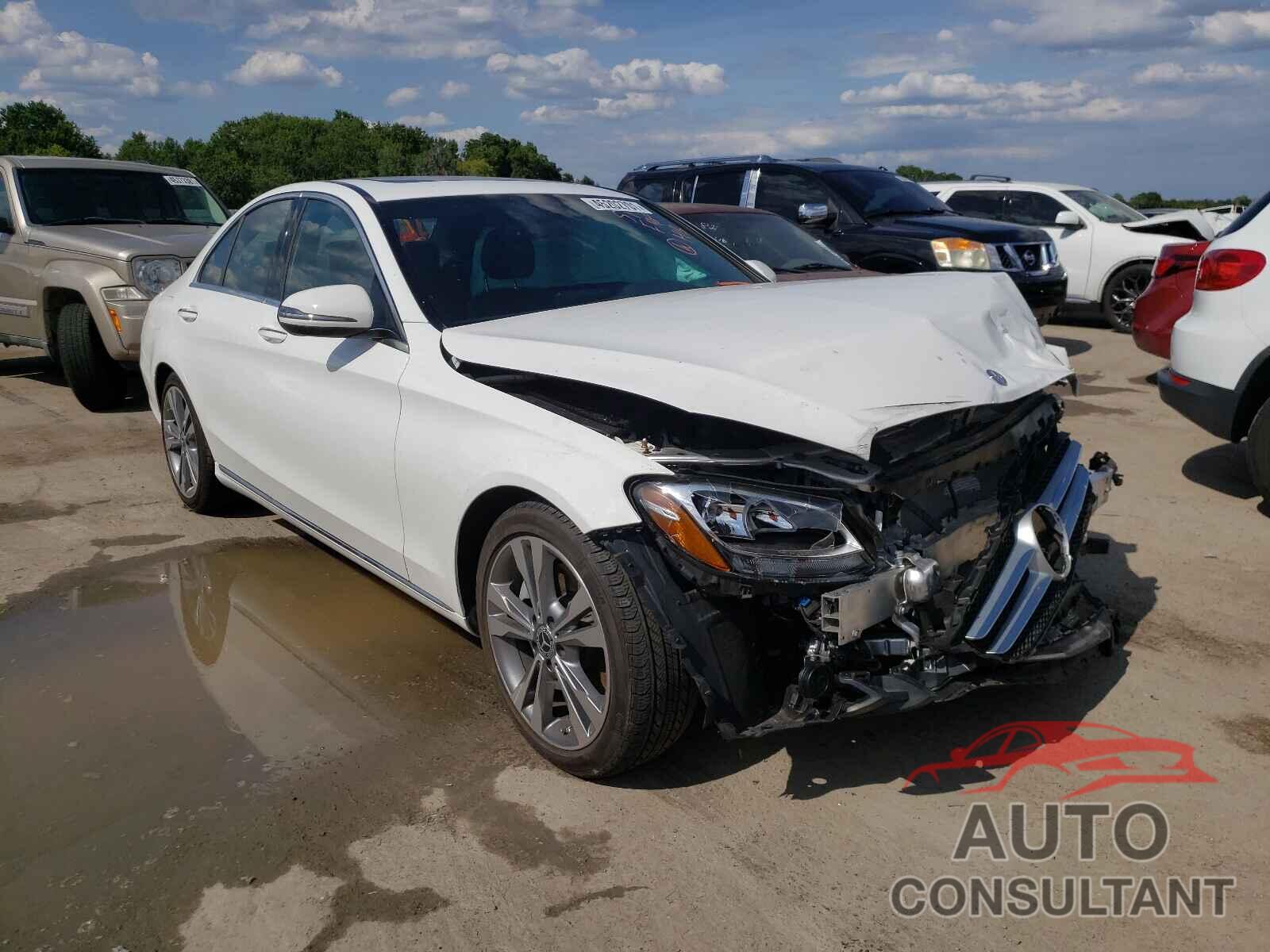 MERCEDES-BENZ C CLASS 2018 - 55SWF4JB6JU234905