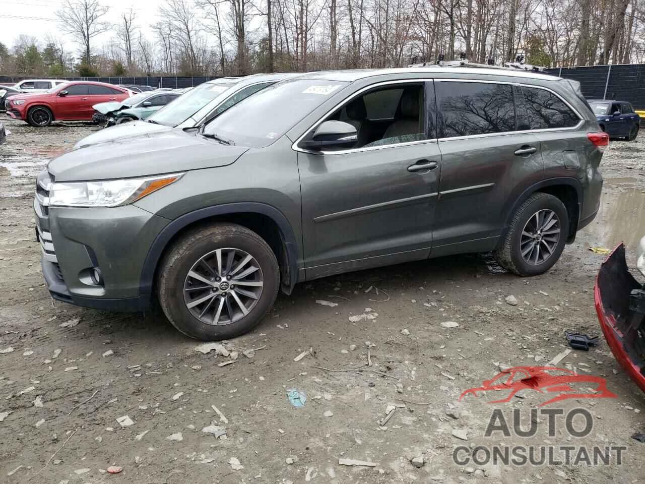 TOYOTA HIGHLANDER 2018 - 5TDJZRFH8JS497258