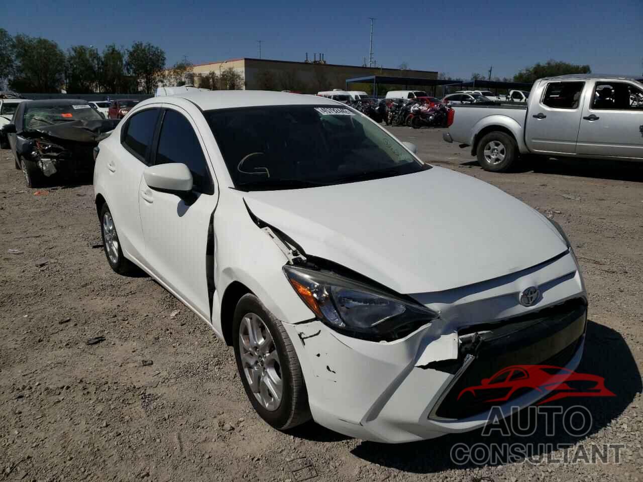 TOYOTA YARIS 2018 - 3MYDLBYV9JY302318