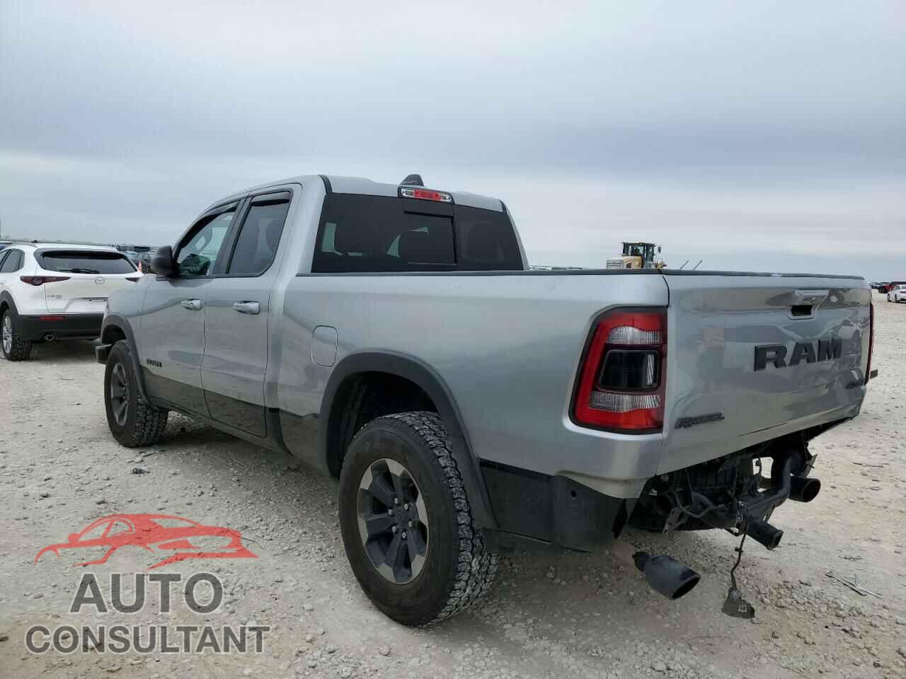 RAM 1500 2019 - 1C6SRFET0KN841074