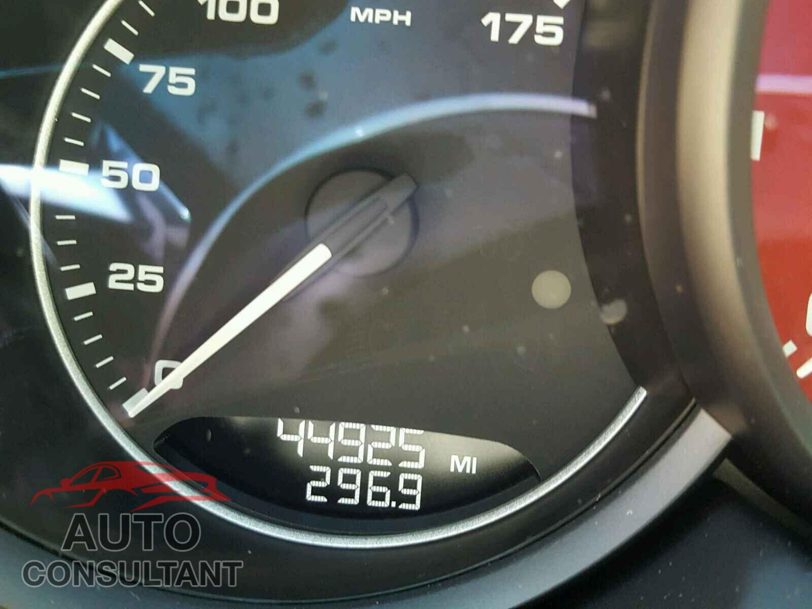 PORSCHE CAYENNE GTS 2016 - WP1AD2A21GLA70425