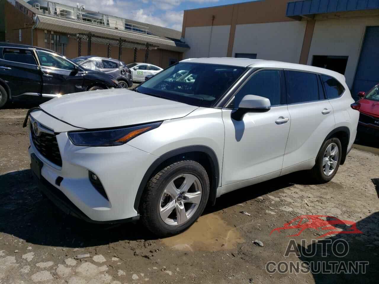 TOYOTA HIGHLANDER 2022 - 5TDBZRBH7NS189563