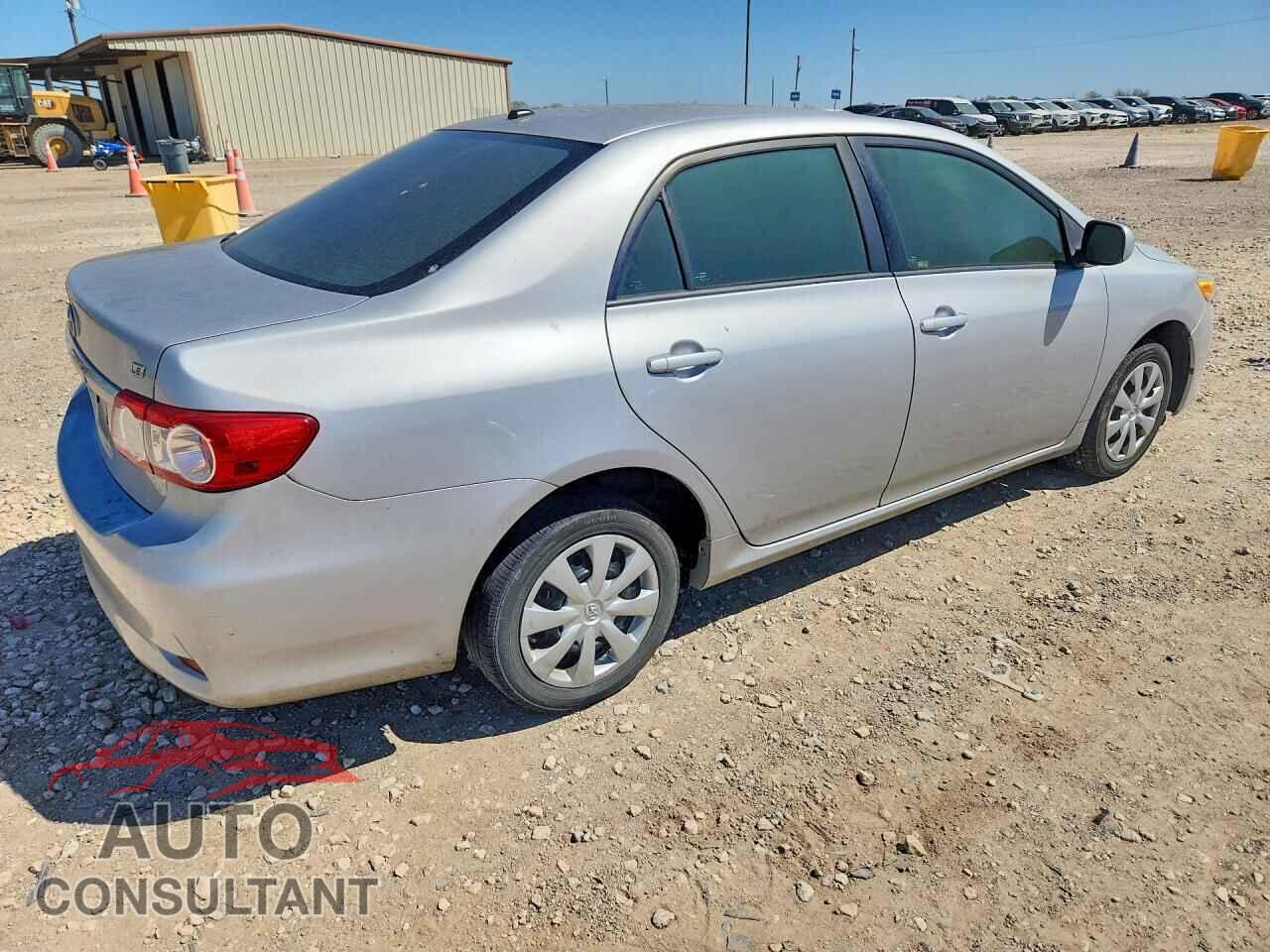 TOYOTA COROLLA 2011 - 2T1BU4EE8BC726982