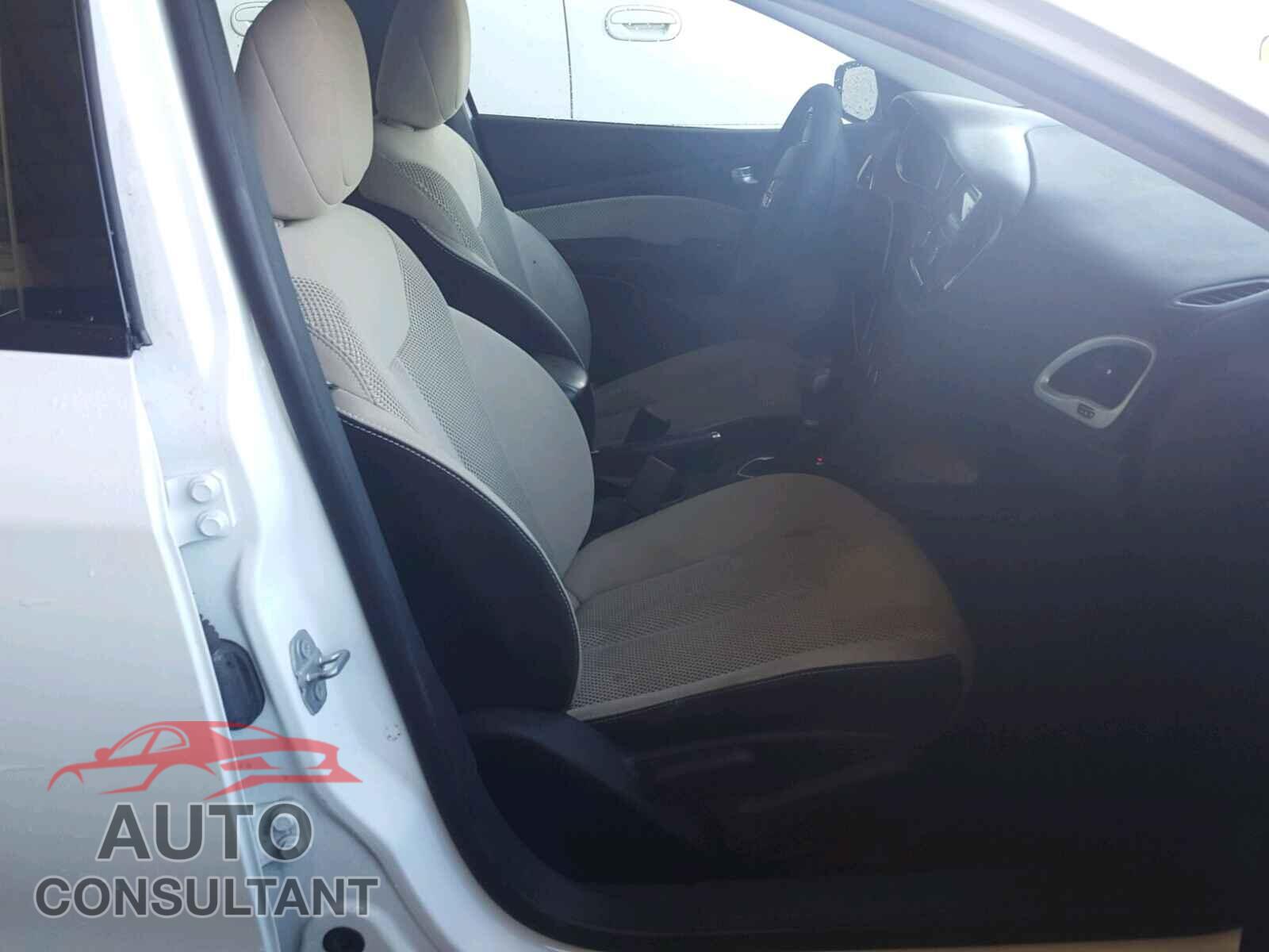 DODGE DART 2015 - 1C3CDFBB6FD275414