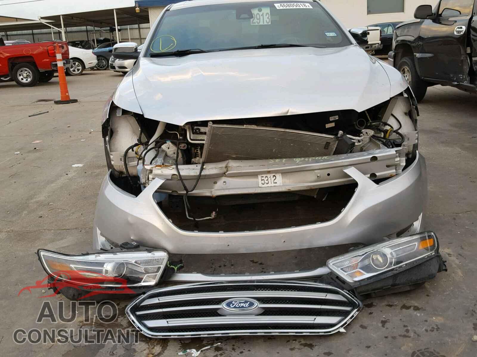 FORD TAURUS 2017 - 1FAHP2F87HG102492