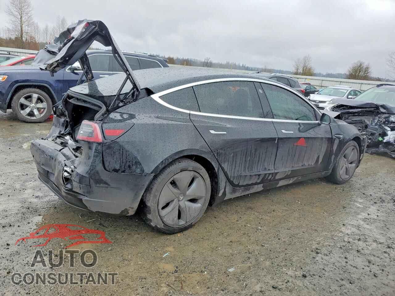 TESLA MODEL 3 2019 - 5YJ3E1EB6KF385759
