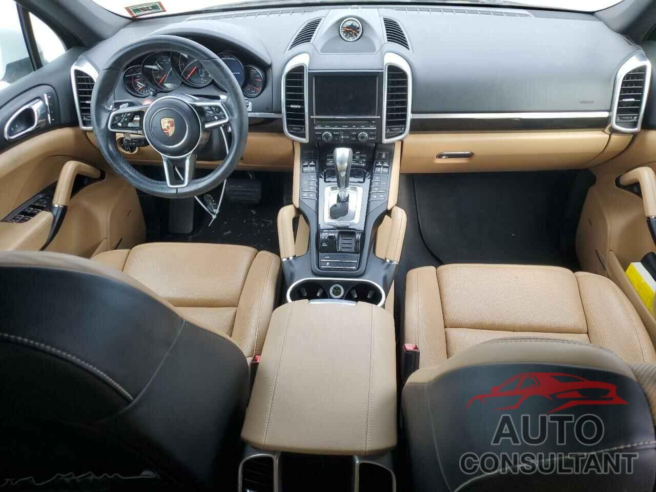 PORSCHE CAYENNE 2015 - WP1AF2A22FLA32081
