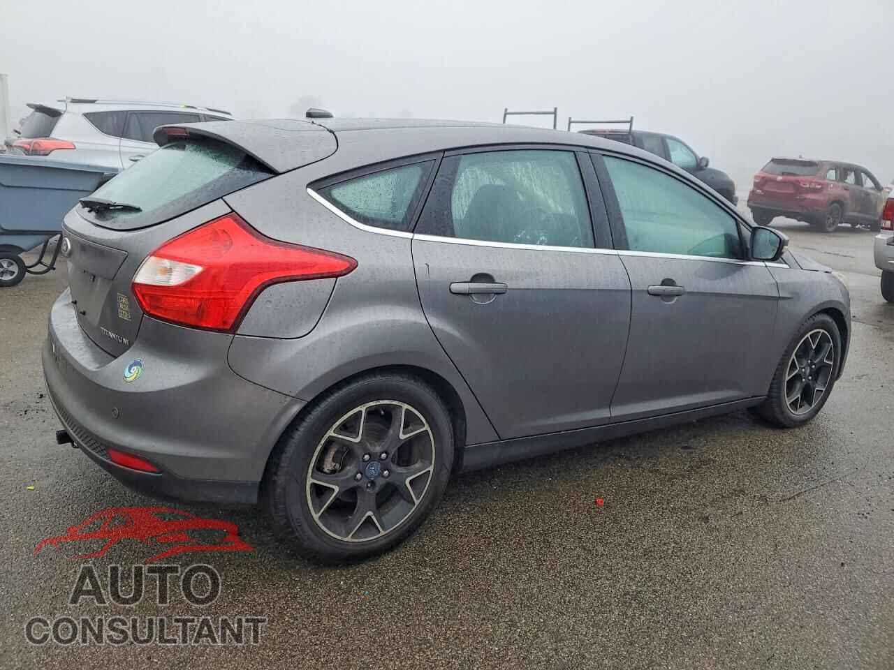 FORD FOCUS 2012 - 1FAHP3N23CL419205
