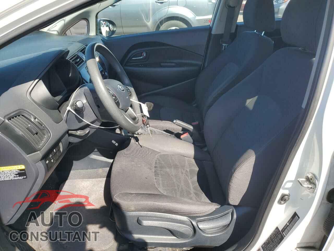 KIA RIO 2016 - KNADM5A38G6601558