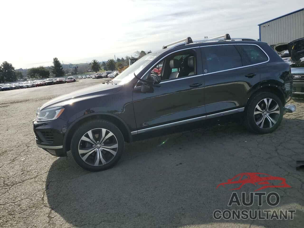 VOLKSWAGEN TOUAREG 2017 - WVGRF7BP2HD000803