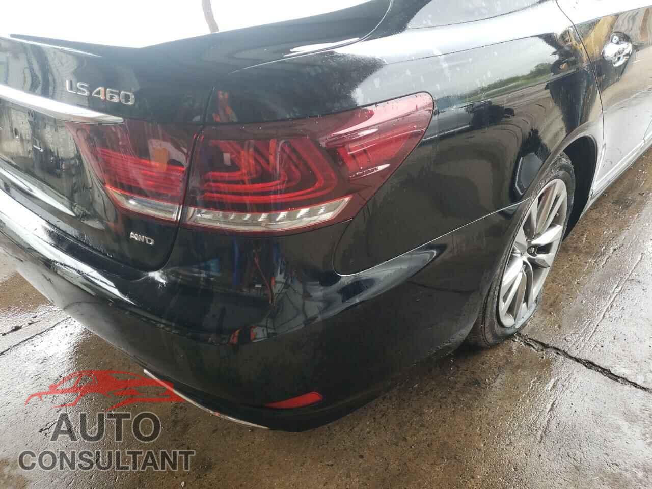 LEXUS LS460 2016 - JTHCL5EF3G5025775