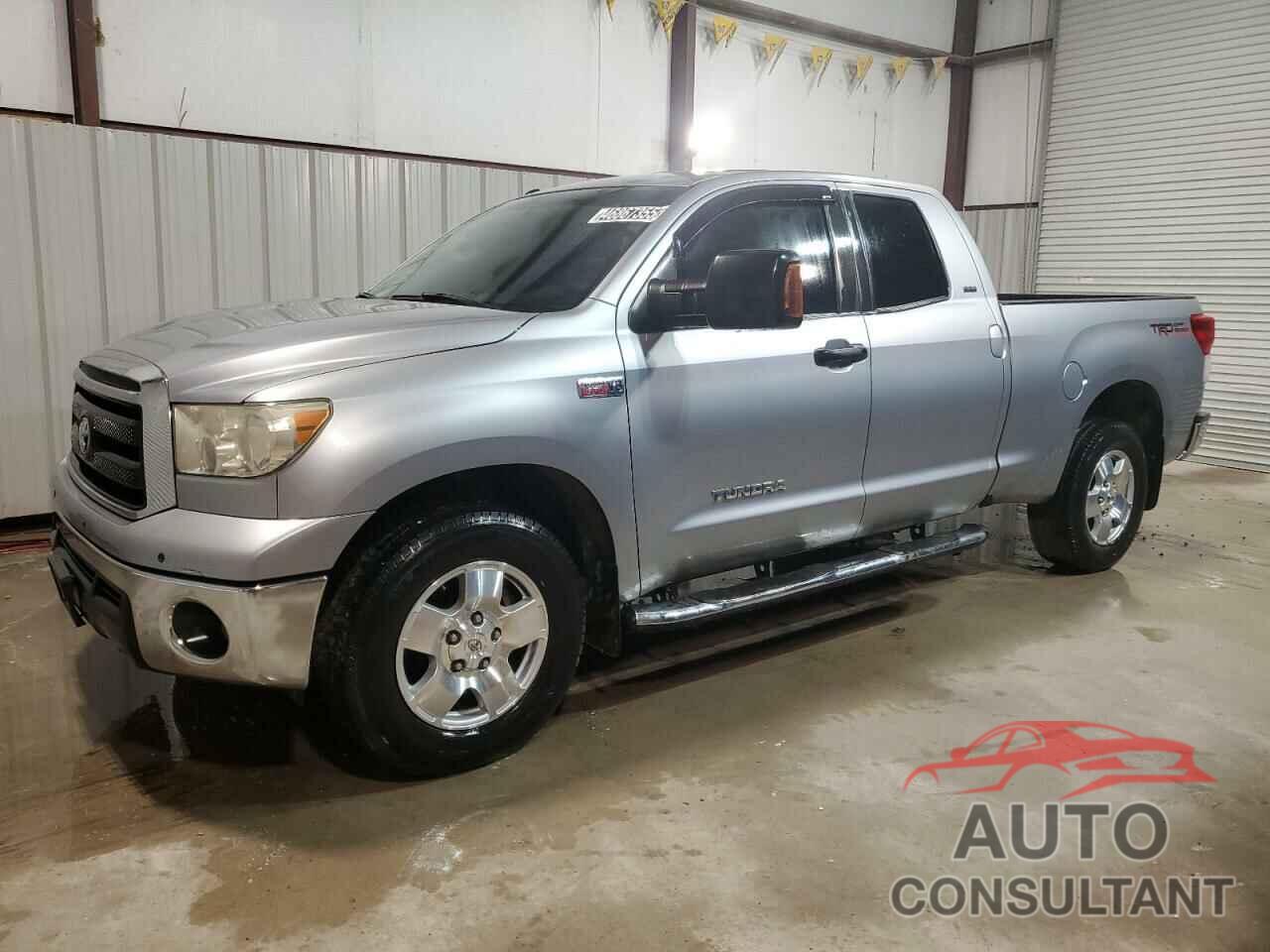 TOYOTA TUNDRA 2010 - 5TFRY5F19AX083563