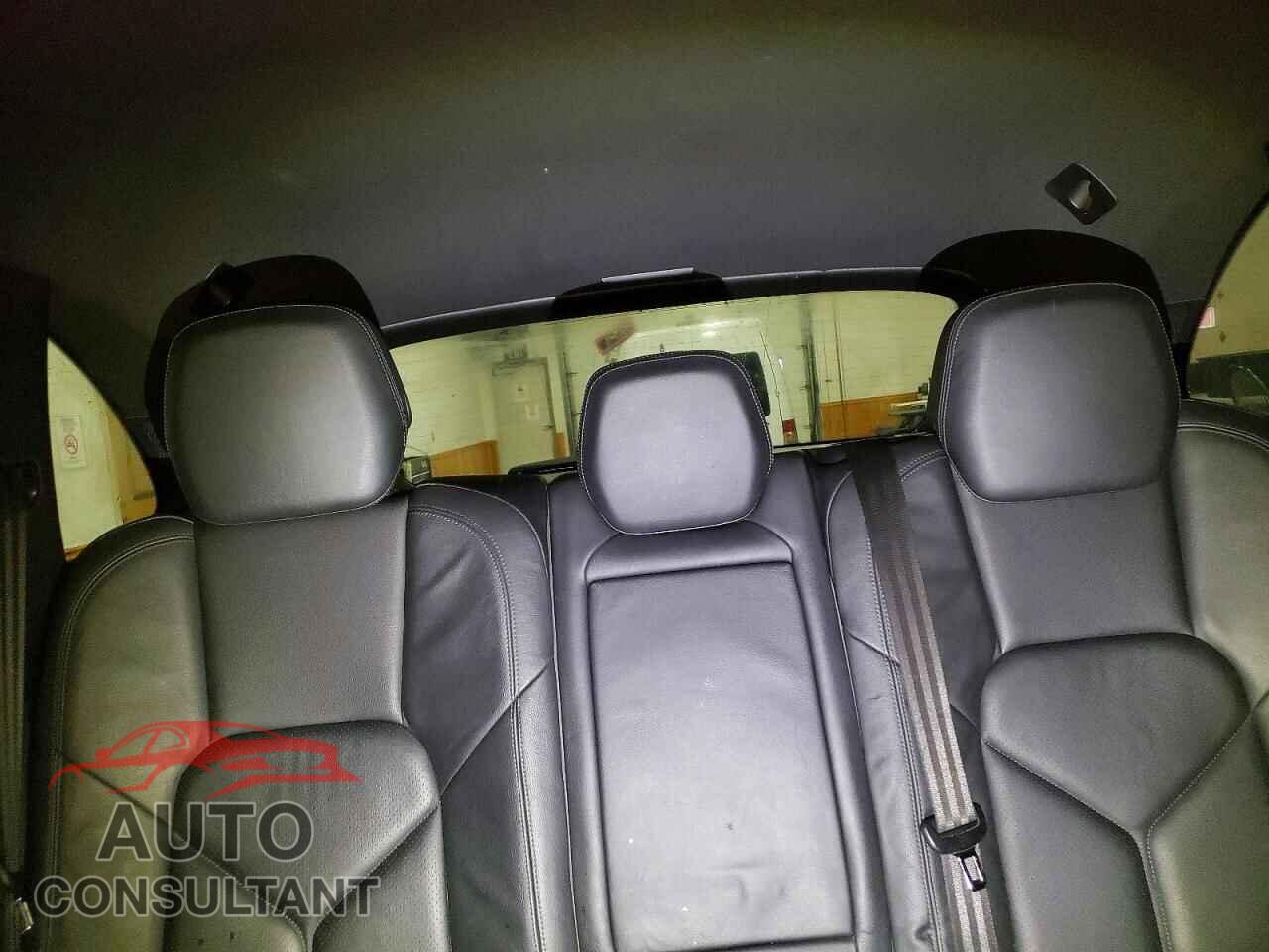 PORSCHE CAYENNE 2013 - WP1AA2A21DLA06227