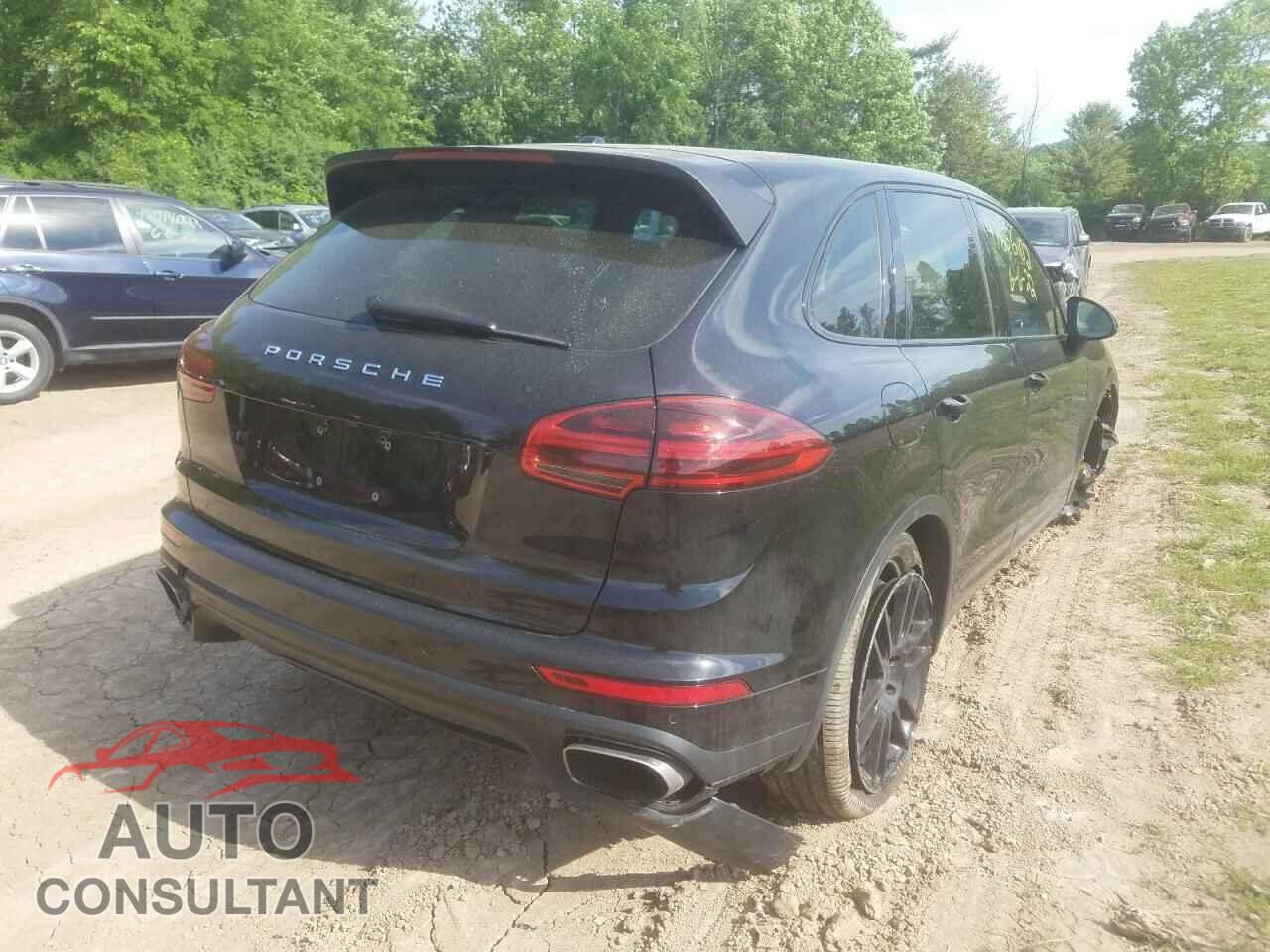 PORSCHE CAYENNE 2016 - WP1AA2A29GLA04634