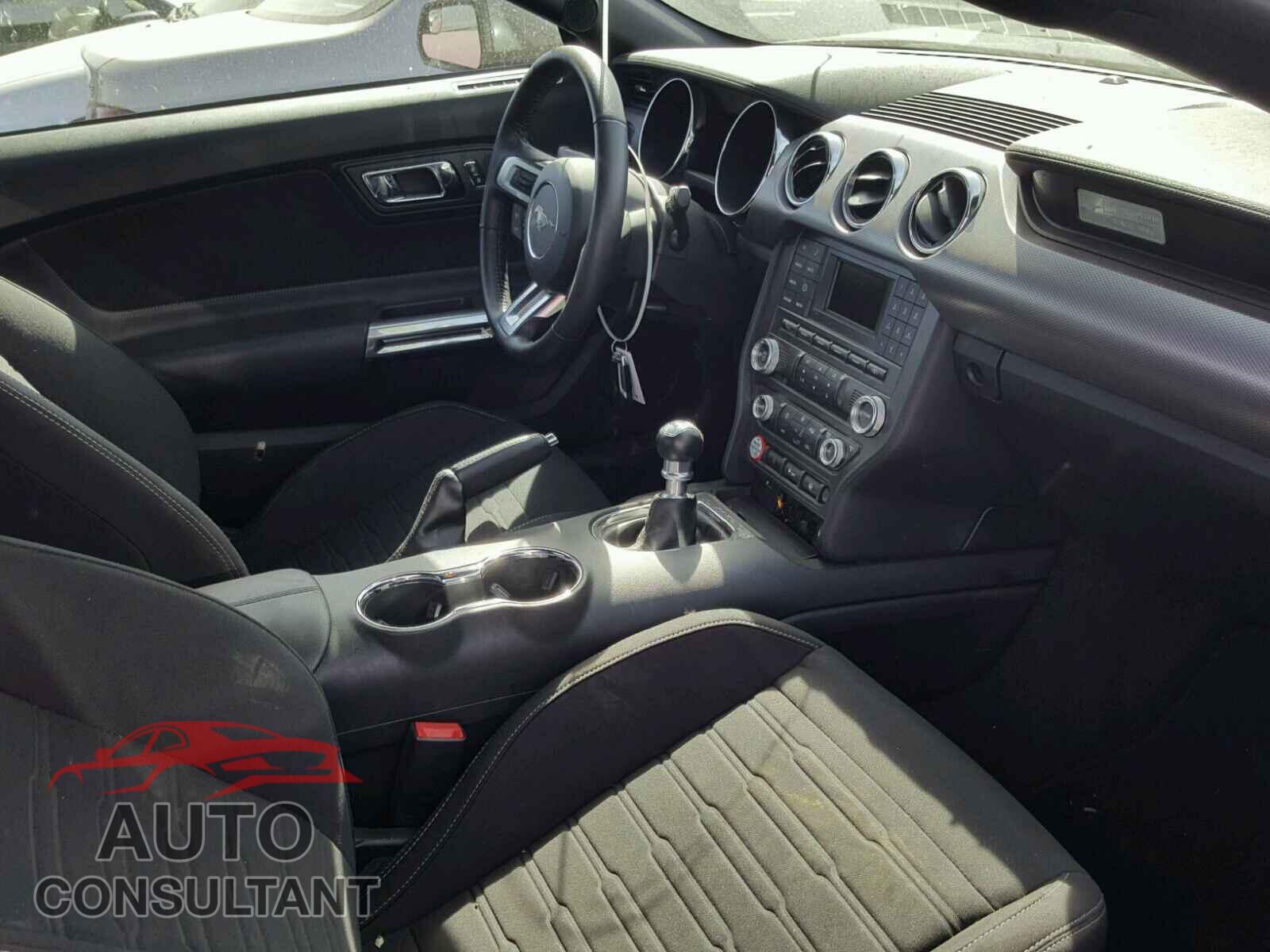 FORD MUSTANG 2017 - 1FA6P8TH5H5231132