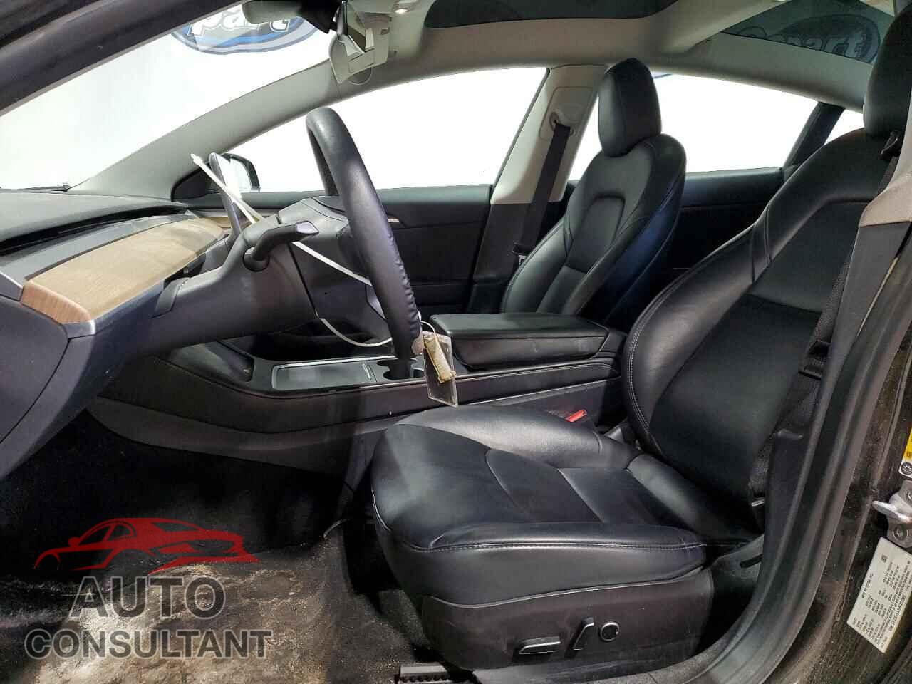 TESLA MODEL 3 2022 - 5YJ3E1EA3NF372009