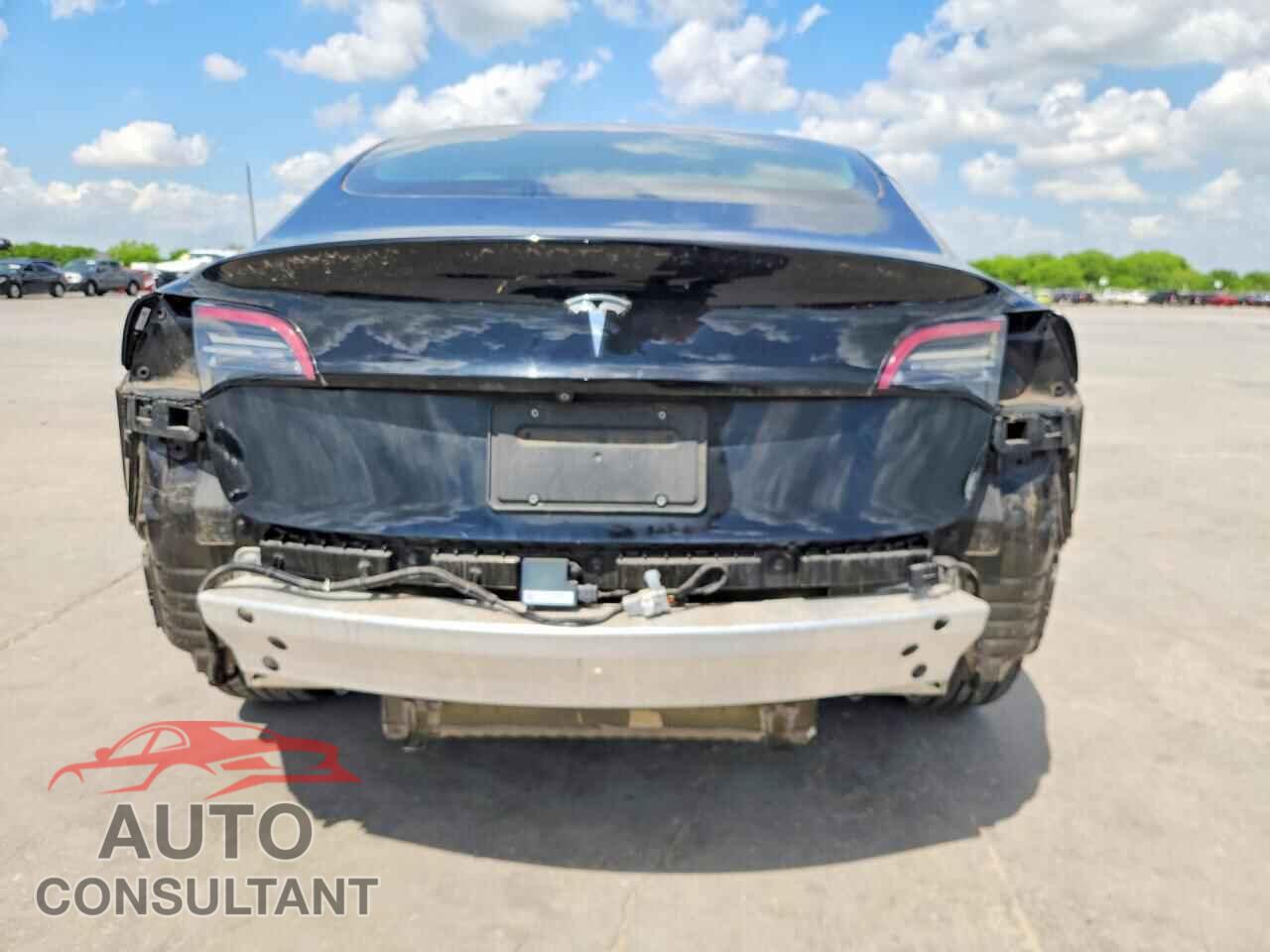 TESLA MODEL 3 2019 - 5YJ3E1EAXKF486276
