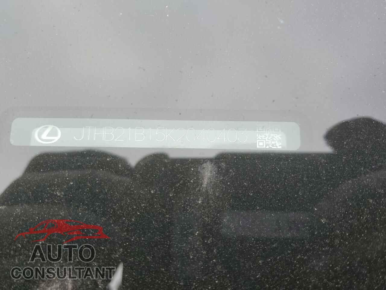 LEXUS ES300 2019 - JTHB21B15K2040403