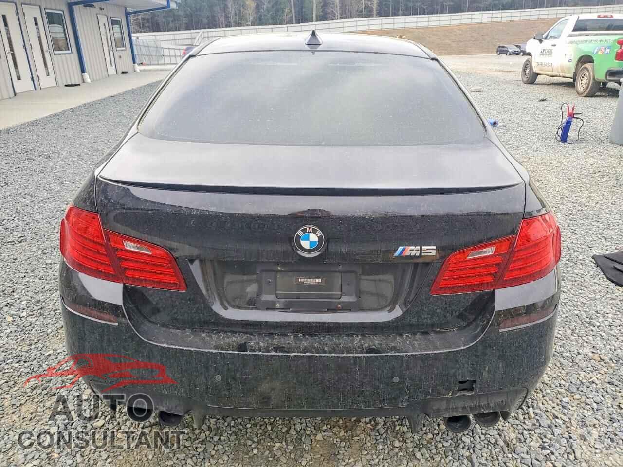 BMW M5 2014 - WBSFV9C5XED097613