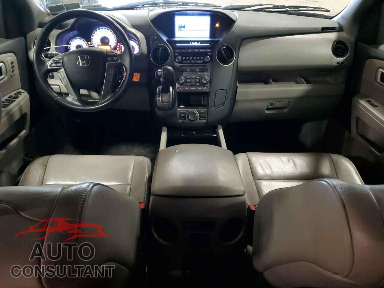 HONDA PILOT 2013 - 5FNYF4H90DB077664