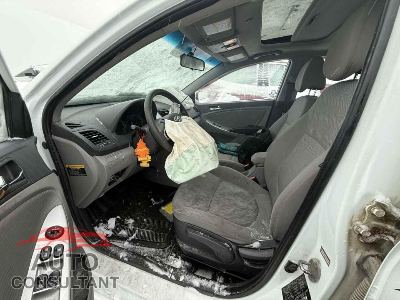 HYUNDAI ACCENT 2013 - KMHCU4AE2DU415964