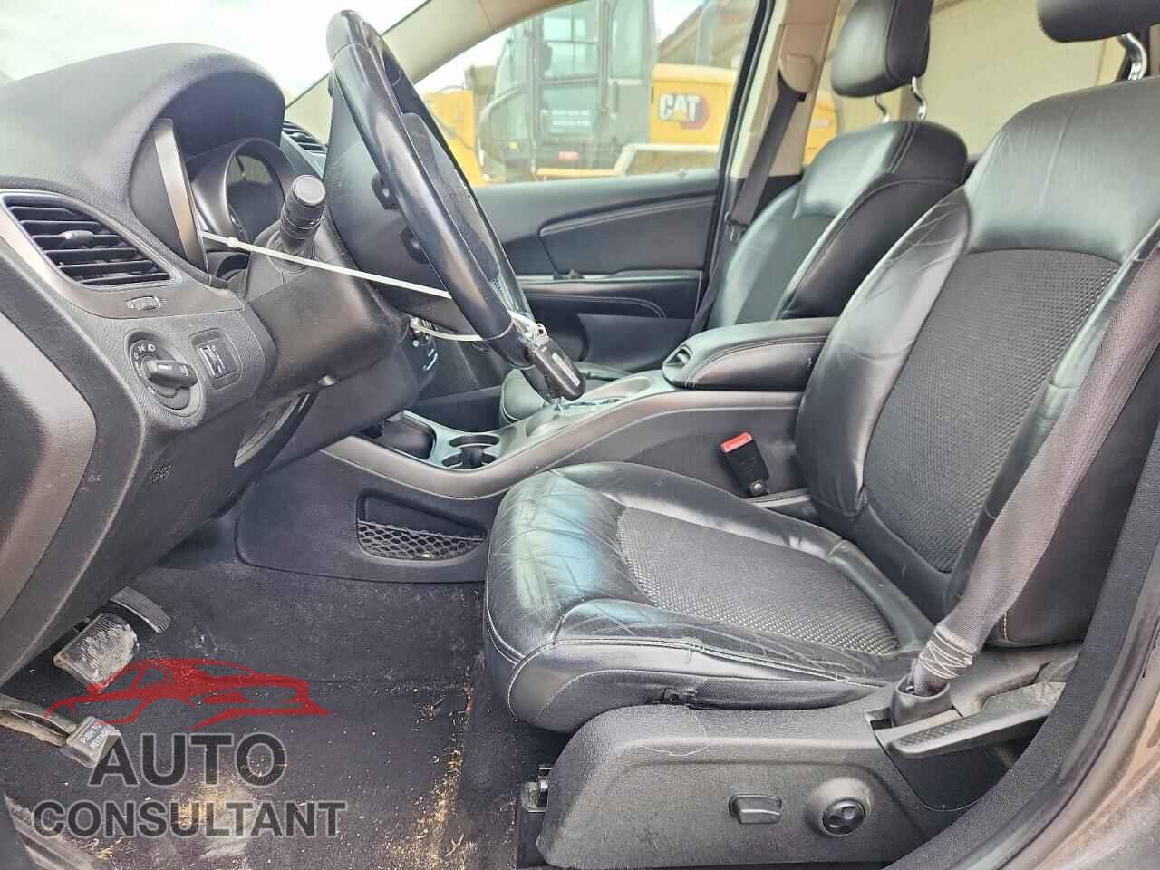 DODGE JOURNEY 2016 - 3C4PDCGB3GT131884