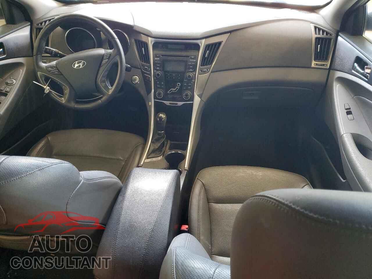 HYUNDAI SONATA 2012 - KMHEC4A49CA036334