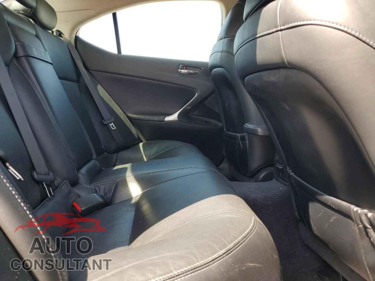 LEXUS IS 2010 - JTHCF5C2XA5042572