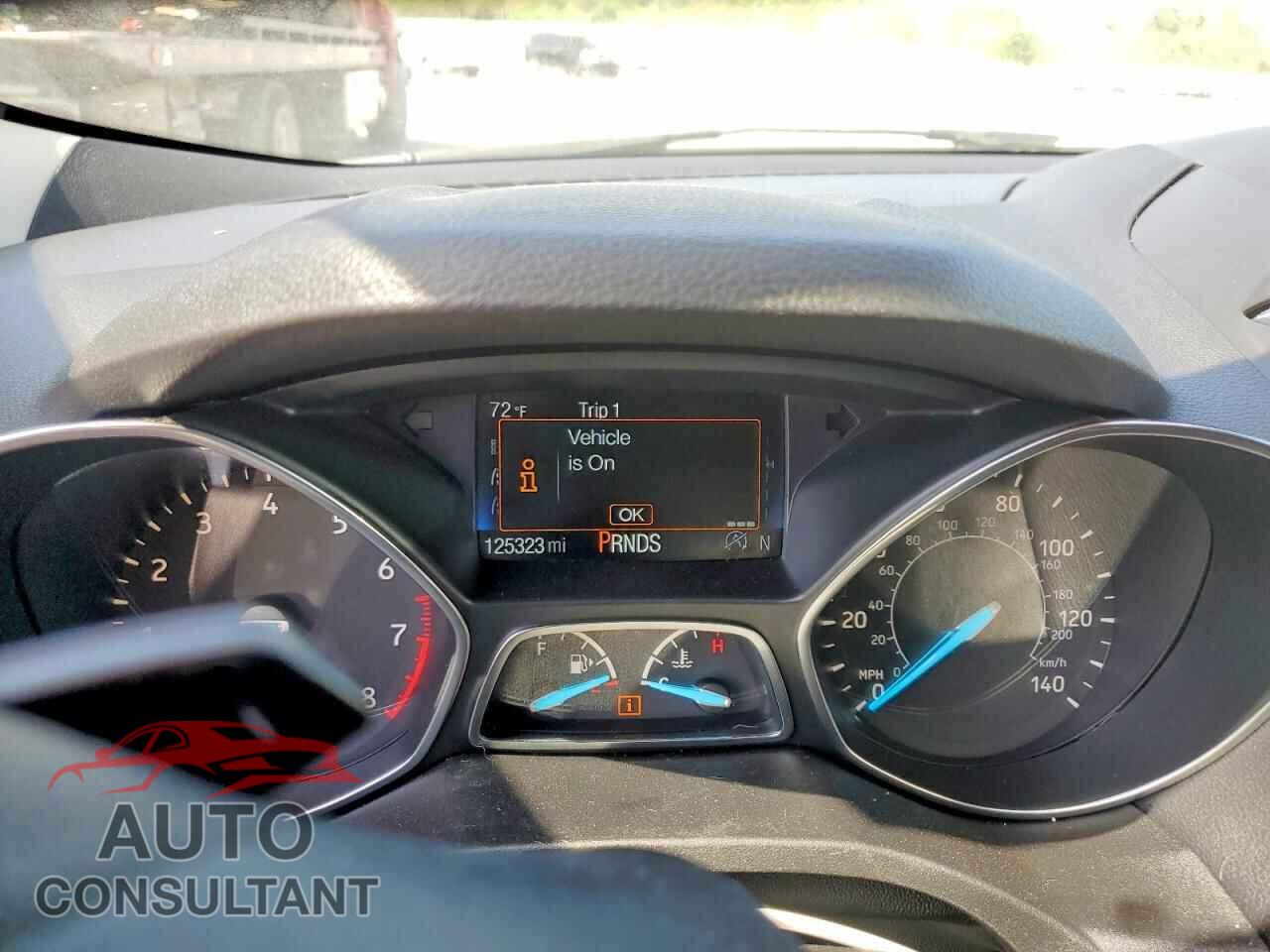 FORD ESCAPE 2018 - 1FMCU0J96JUB95073