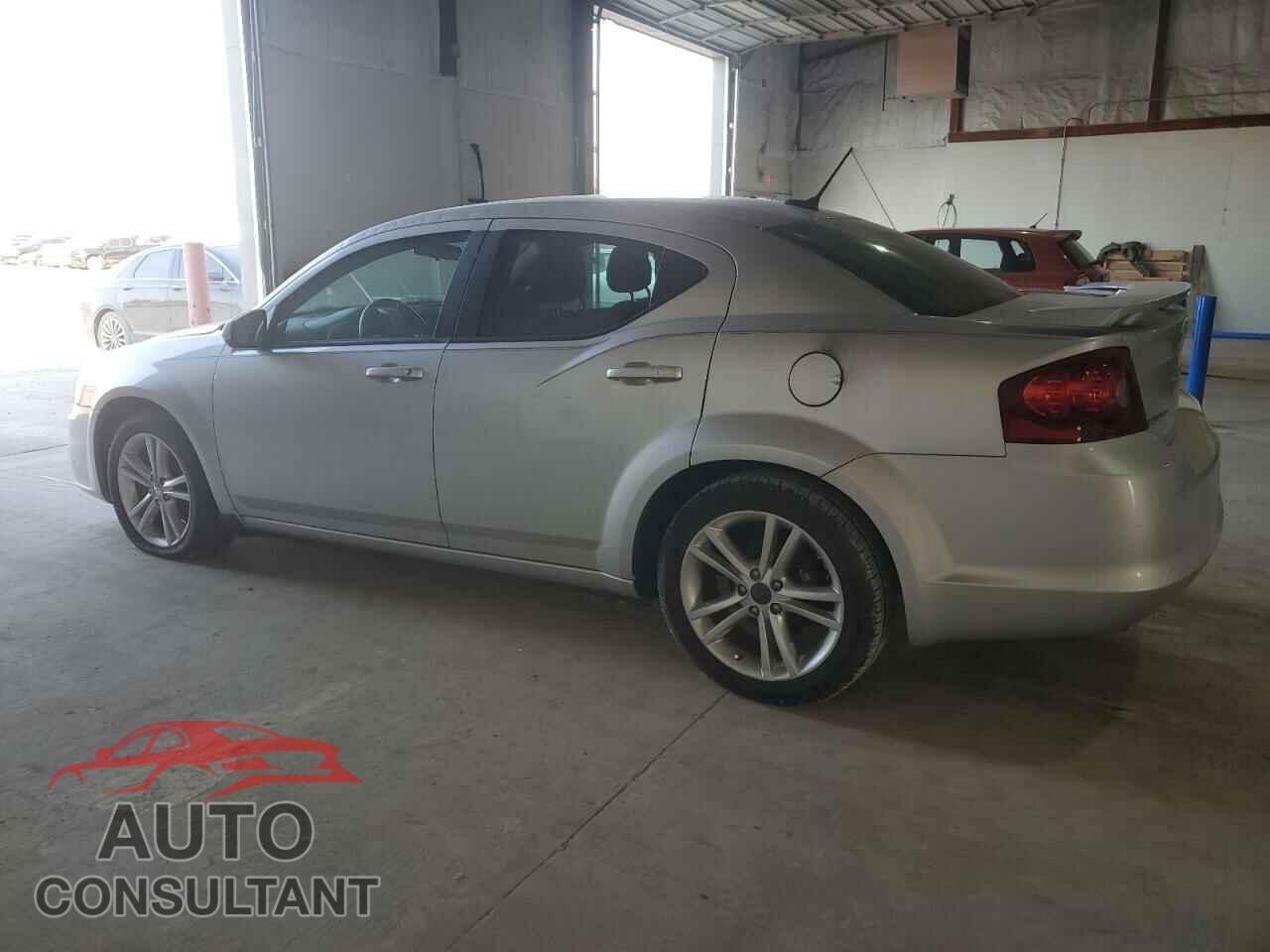 DODGE AVENGER 2011 - 1B3BD1FG4BN535217