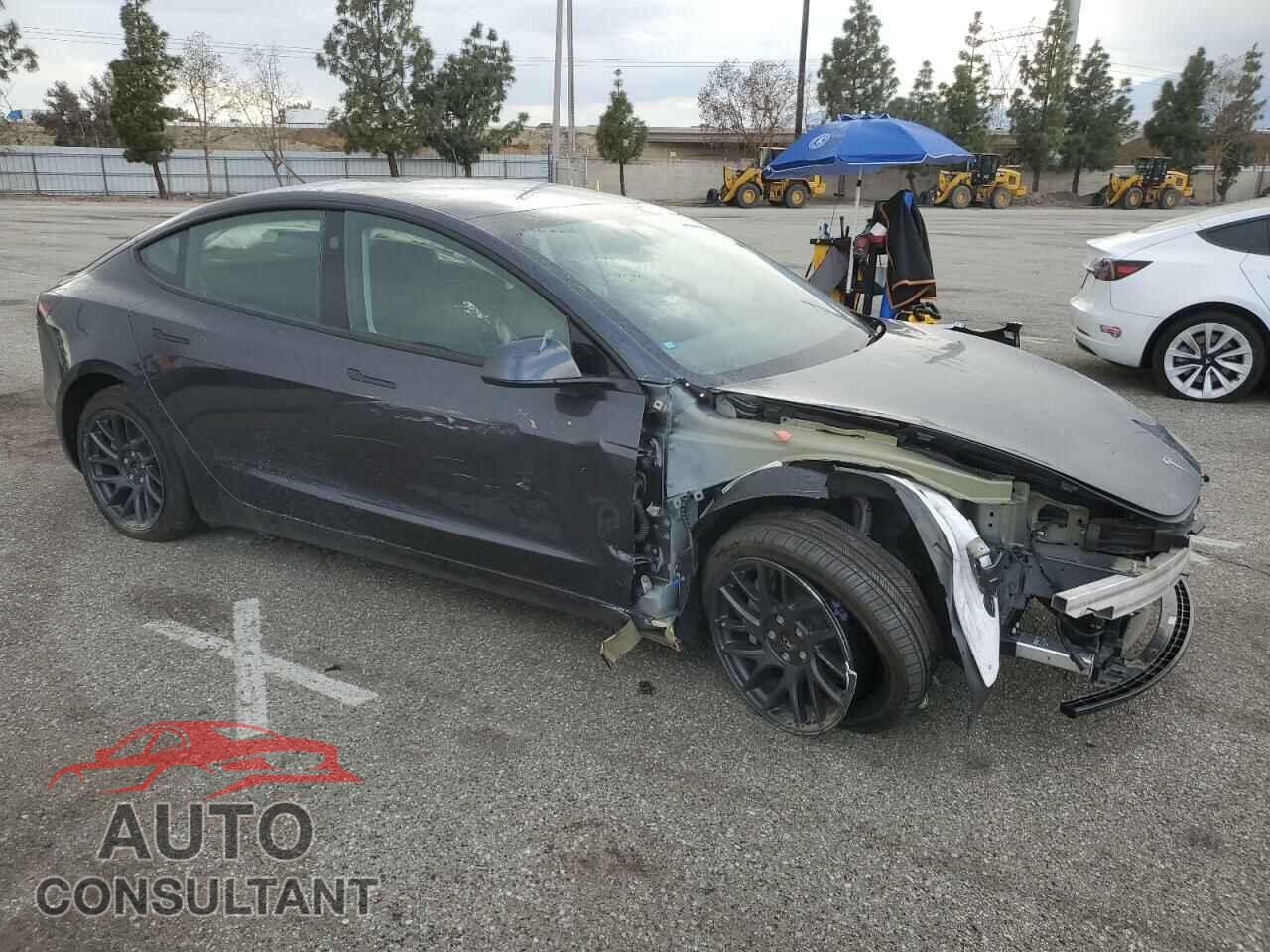 TESLA MODEL 3 2024 - 5YJ3E1EA3RF864786