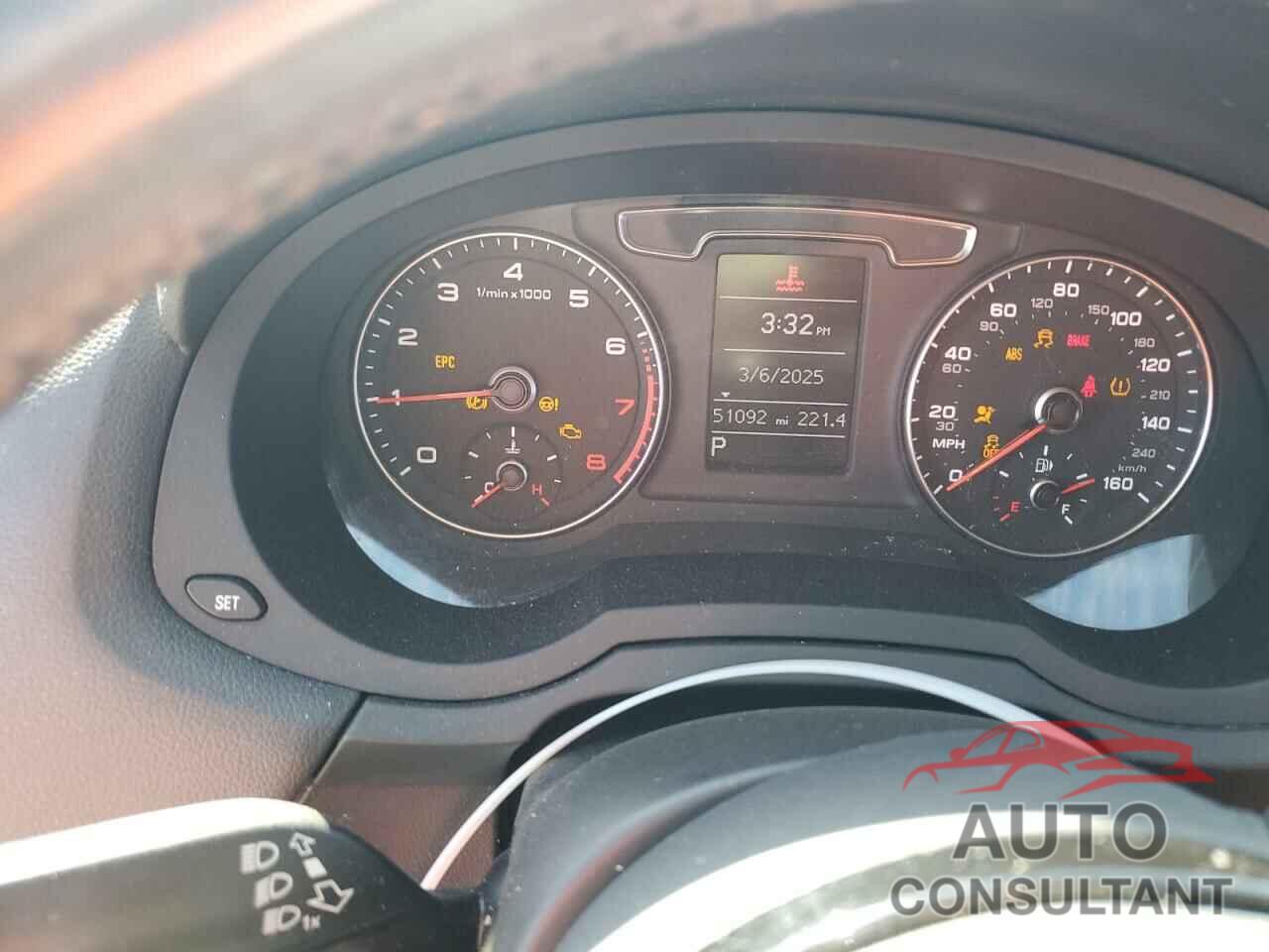 AUDI Q3 2018 - WA1BCCFS5JR020004