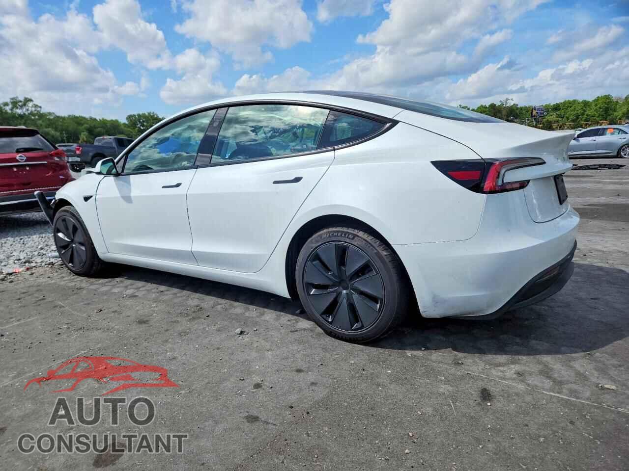 TESLA MODEL 3 2025 - 5YJ3E1EA6SF035541