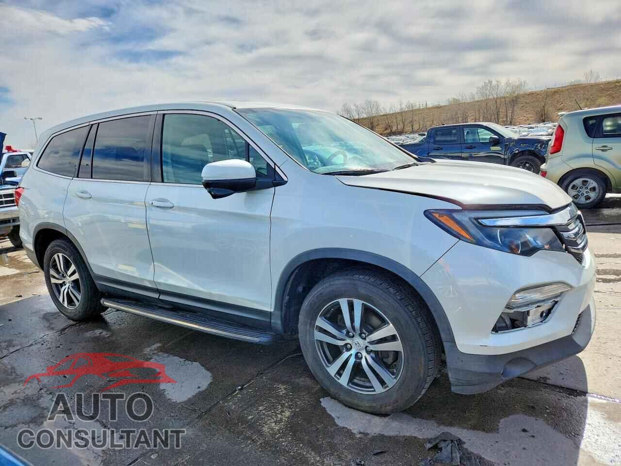 HONDA PILOT 2016 - 5FNYF6H55GB098619
