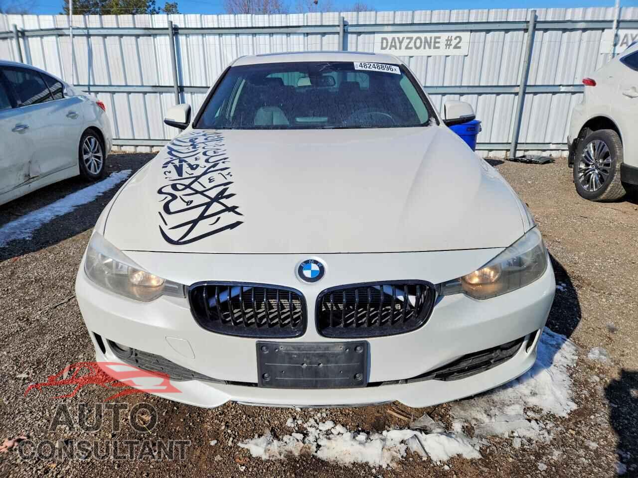 BMW 3 SERIES 2012 - WBA3B1C51CFX99614