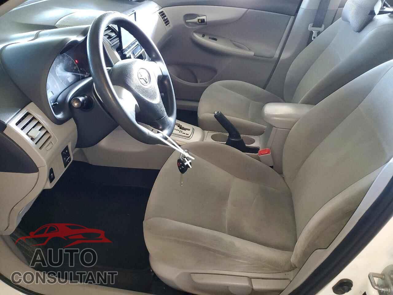 TOYOTA COROLLA 2011 - 2T1BU4EE2BC647937
