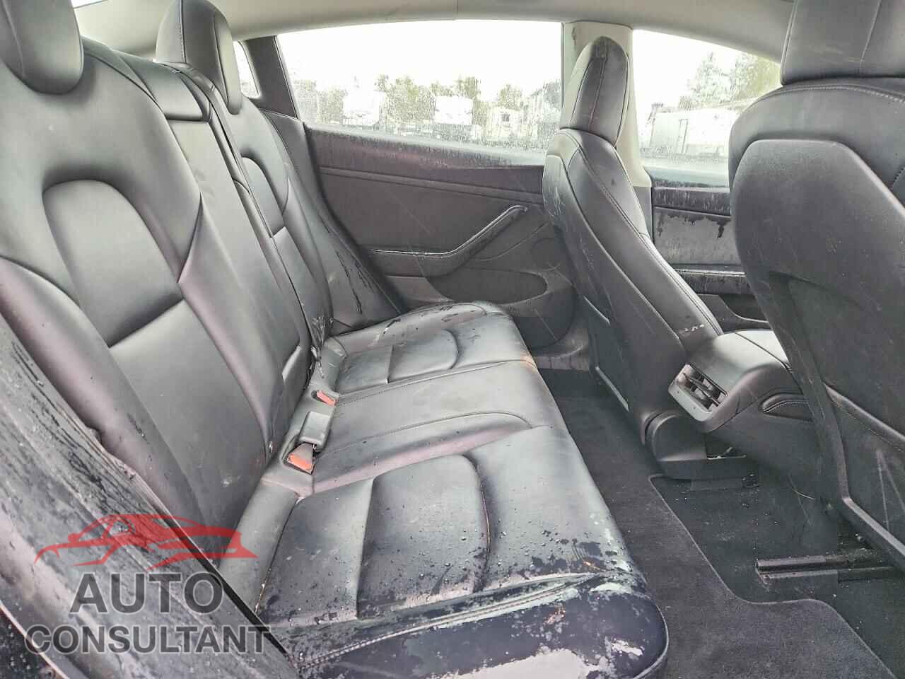 TESLA MODEL 3 2022 - 5YJ3E1EB7NF145351