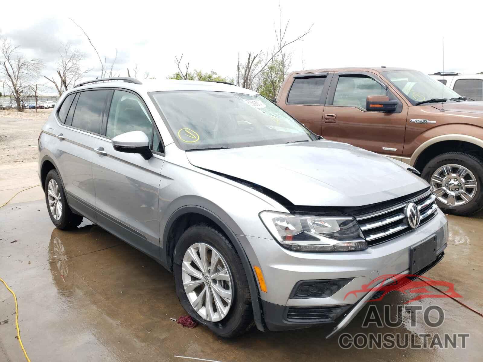 VOLKSWAGEN TIGUAN 2019 - 3VV1B7AX5KM159469