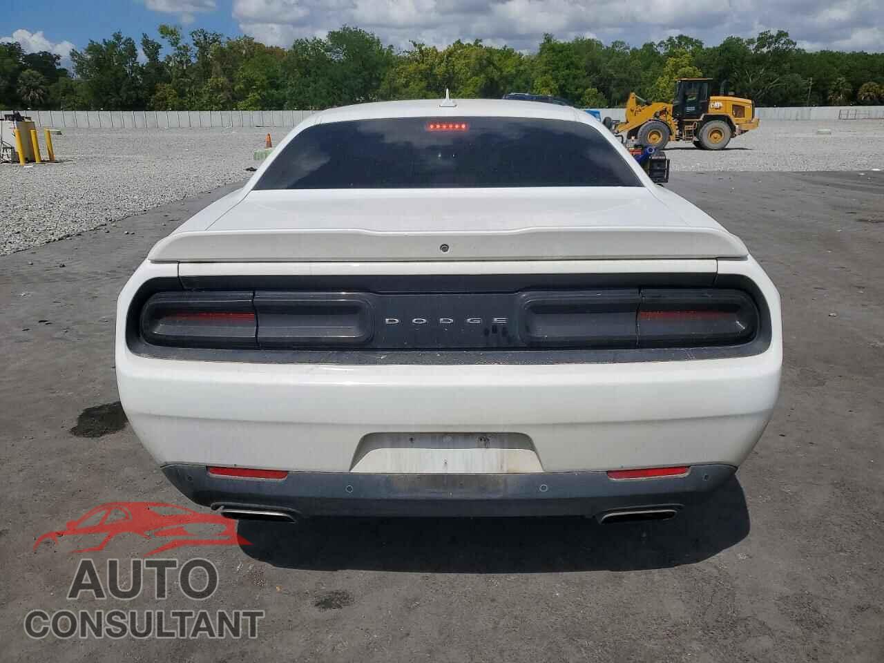 DODGE CHALLENGER 2018 - 2C3CDZBT1JH202456
